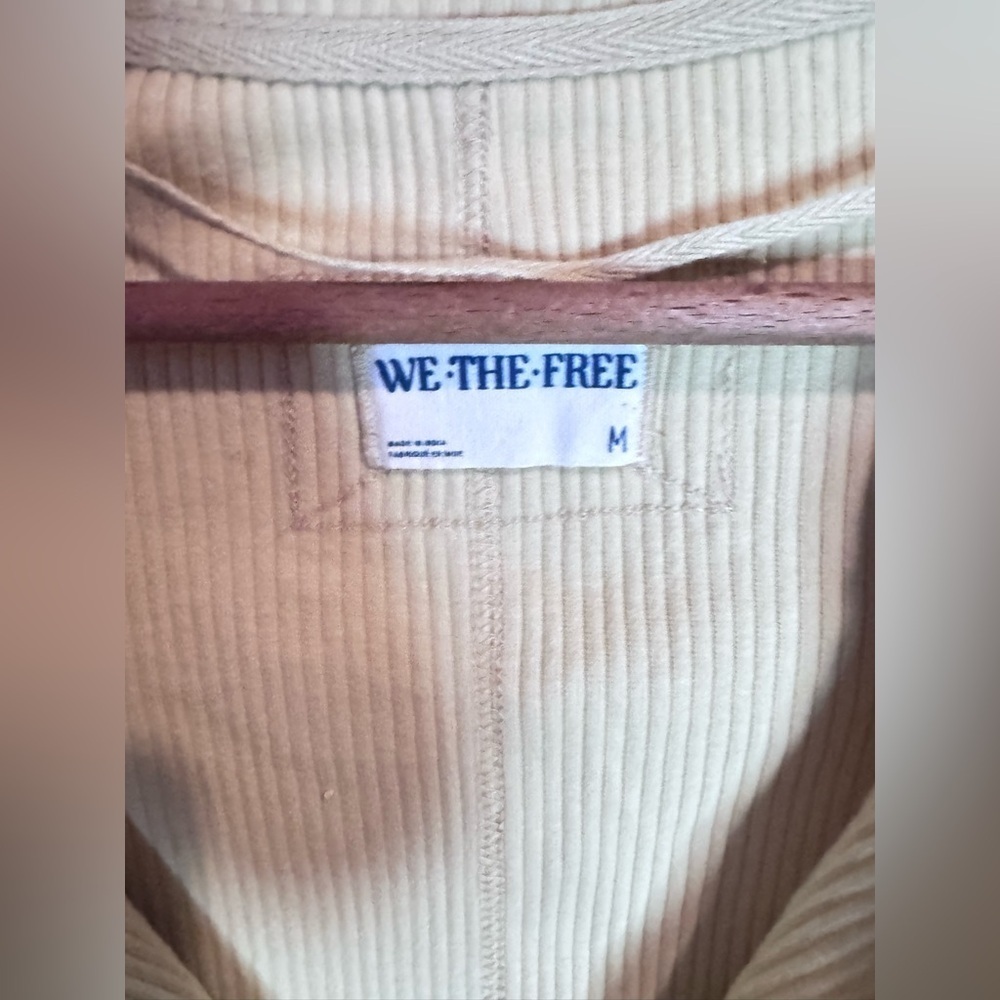 Free People We The Free It’s On Cardi Top NWOT Size Medium Moonstone - Picture 3 of 9